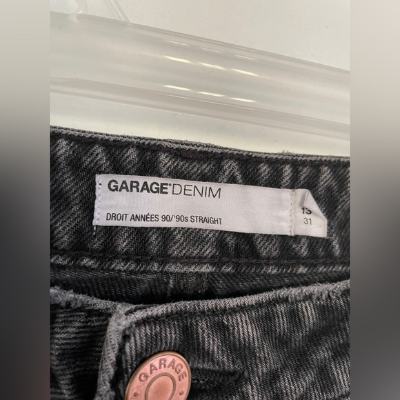 Black Lightly Distressed 90’s Straight Leg Garage Jeans - Picture 3 of 9